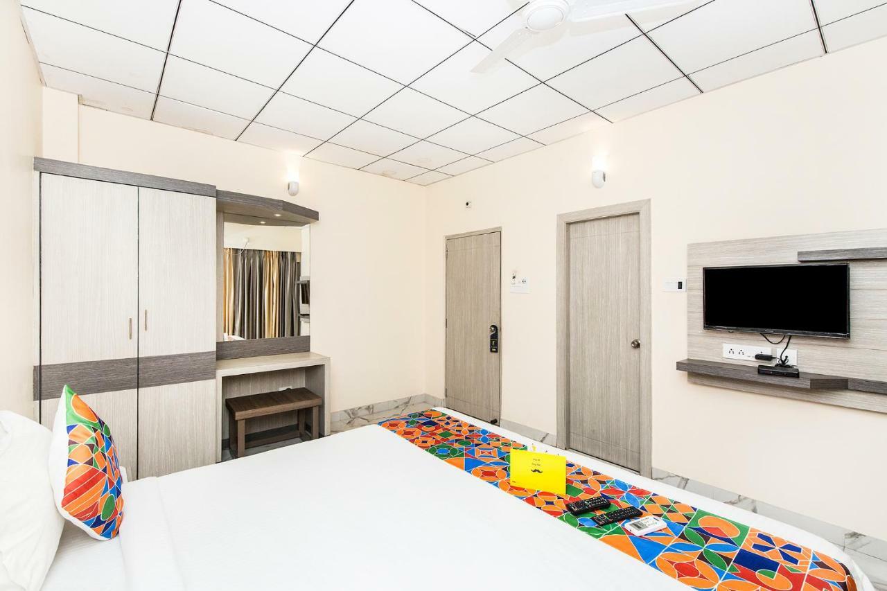 Fabhotel Shivangan Kolkata Airport - Fully Vaccinated Staff Exterior foto