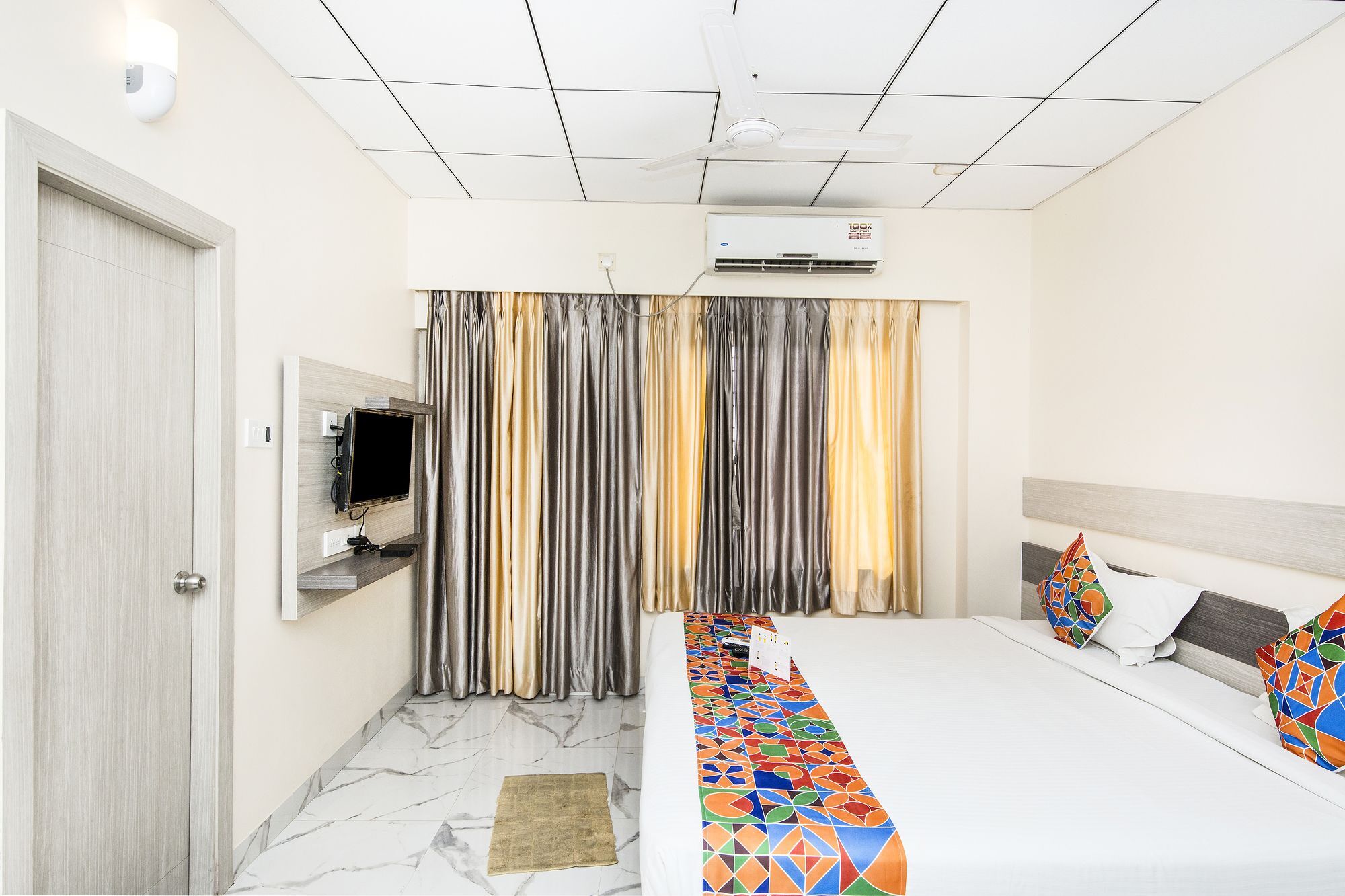 Fabhotel Shivangan Kolkata Airport - Fully Vaccinated Staff Exterior foto